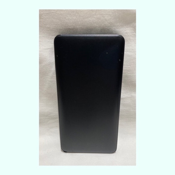 Belkin Powerbank/Portable Charger 10000 mAh F7U020 - Picture 2 of 9